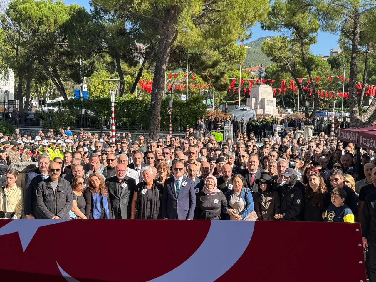 Muğla Emniyetinde Hüzün: Trafik Polisi Deniz Çakıcı Son Yolculuğuna Uğurlandı 5